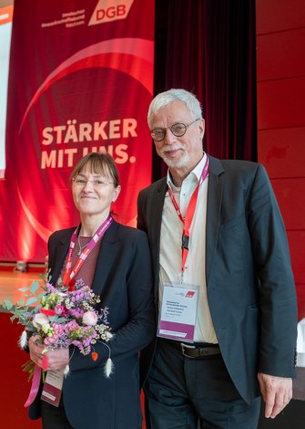 Markus Schlimbach, ehemaliger Vorsitzender DGB Sachsen, und Manuela Grimm, ehemalige Regionsgeschäftsführerin DGB Leipzig - Nordsachsen.